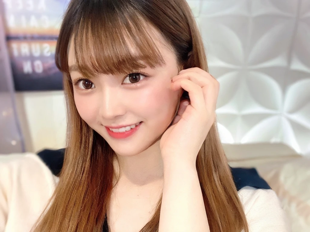 8K、bib、Big Breasts、Skin gloss、Background Park