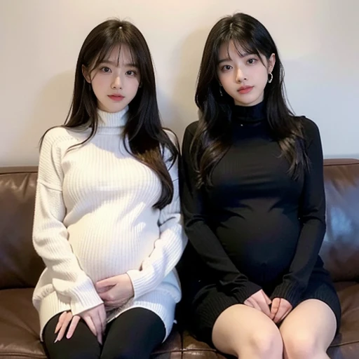 2 women,Mom and mother-in-law,35 years old,人妻 怀pregnant woman,pregnant,pregnant,怀着双胞胎的pregnant with twins,10 months pregnant,Pretty Face,Sexy body,Long hair,Wearing a black turtleneck sweater