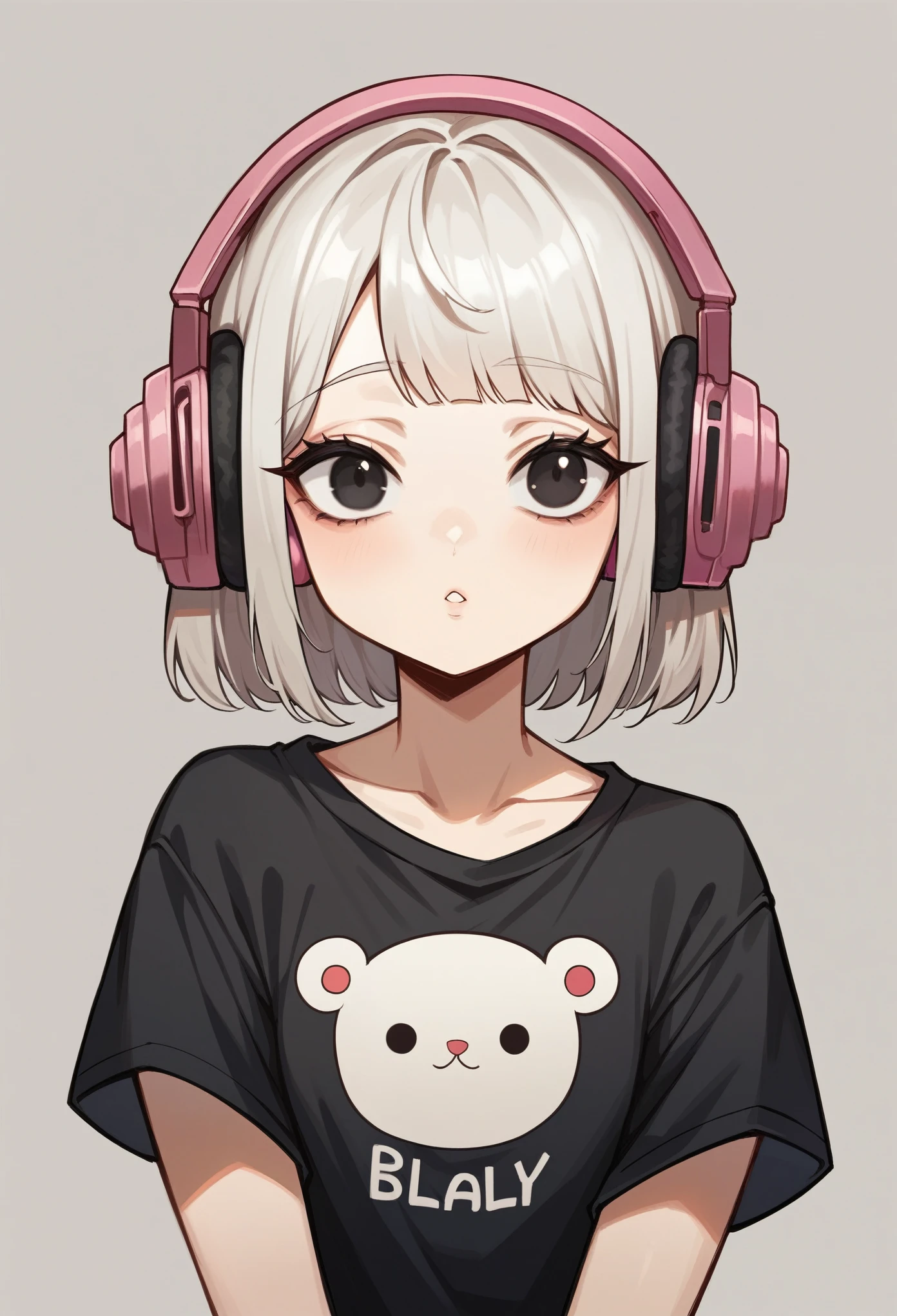 shows a Blythe doll with dark, straight hair, cut in a bob style with bangs that lightly cover her forehead. She has large expressive eyes and porcelain skin with slightly rosy cheeks. The doll wears a black t-shirt and wears pale pink headphones on her head. His expression is serene and thoughtful.