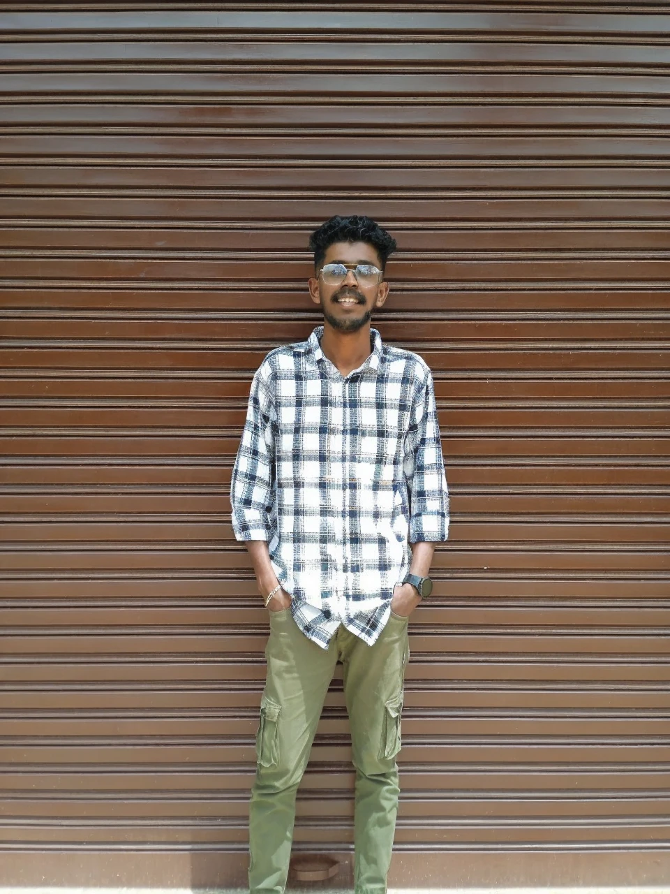 Edit lake DSLR CAMERA
Don't change my face
City begrudge
