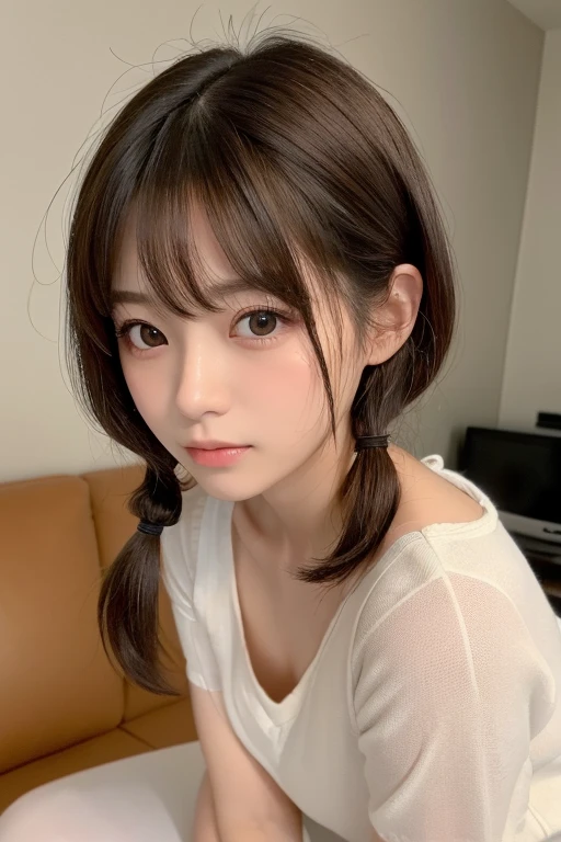 masterpiece:1.3), (8K, Realistic, RAW Photos, Best image quality: 1.4), Japanese schoolgirl、(Random Hairstyles:1.2)、Highly detailed face、Attention to detail、double eyelid、Chest to chest、Sharp focus:1.2、Beautiful woman:1.4、Light brown hair、Highest quality、masterpiece、Ultra-high resolution、(Realistic:1.4)、非常に詳細でプロフェッショナルに照らされたlol顔、Loose、thin、lol、Short-haired、Deadly position、Lie on the sofa