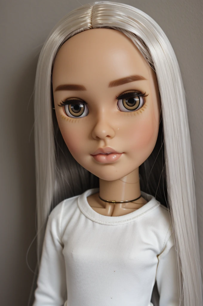 one Blythe doll dark hair, White skin, straight hair medium and let your forehead be seen
