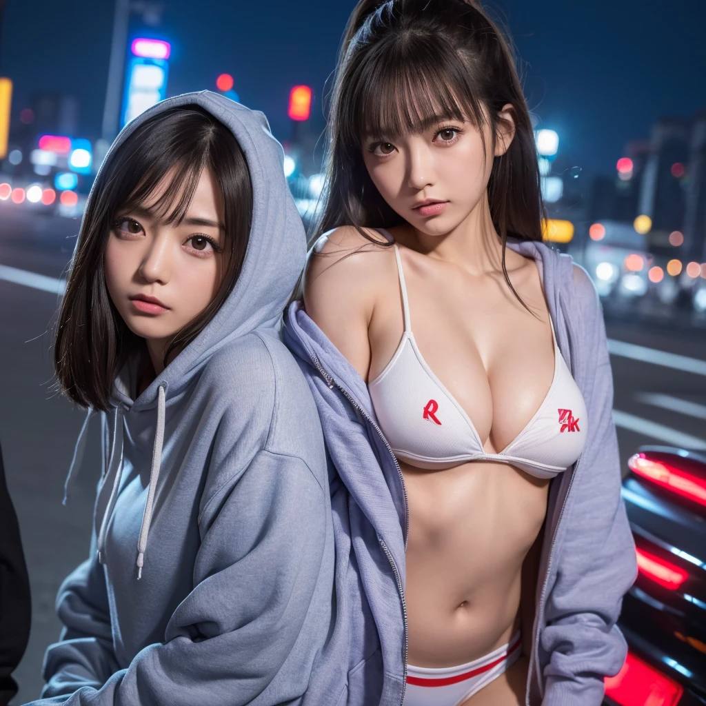 (8K、RAW Photos、Highest quality、masterpiece:1.2)、(Real、Photorealistic:1.4)、Dynamic Angle、Sharp Focus:1.2、(超Realな肌の質感、Highly detailed eyes and face)、(Cool Japanese women:1.1)、Shiny skin、Large Breasts、Open-chested hoodie、Neon city at night