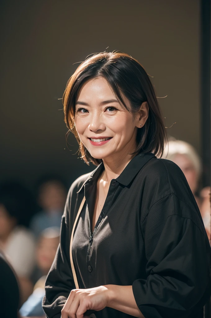 Medium-sized display, Medium shot, Written border depth, Break, Upper Body, angle, masterpiece, angle, (RAW photos, best quality), best quality, Very detailed, CG, 8k wallpaper, Vicissitudes, Older male protagonist，Solitary, Smile, Divide salad, Look directly at the audience, front