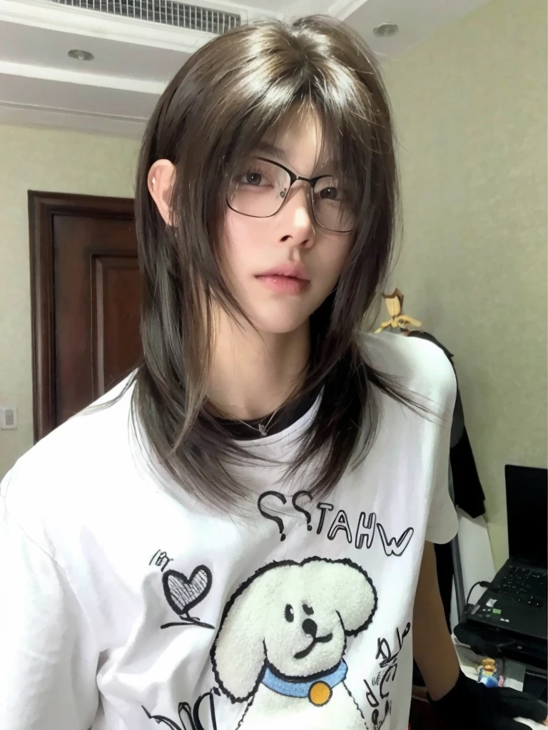 Detailed hair，Black hair