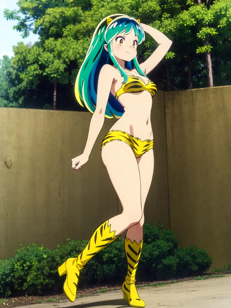 masterpiece, Highest quality, 1 Girl, Lum, Lum_比基尼, anime, Charm, 18-year-old,  Are standing,  High definition, From before, Green Hair, smile, 1980年代animeスタイル