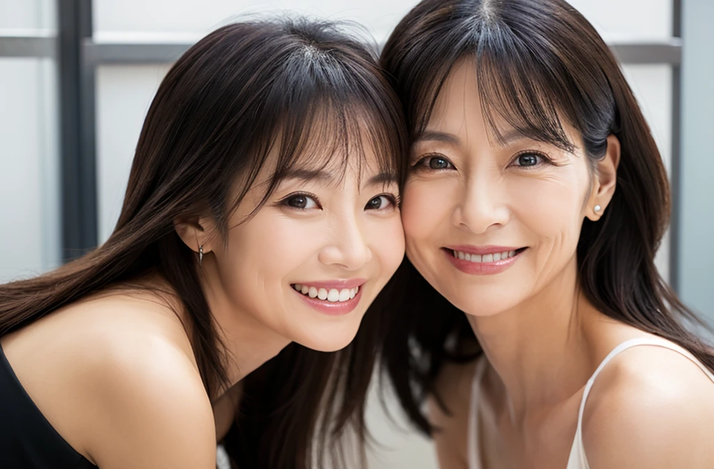 50 years old、smile、Lady、Elegant、Elegance、Shining eyes、stare、