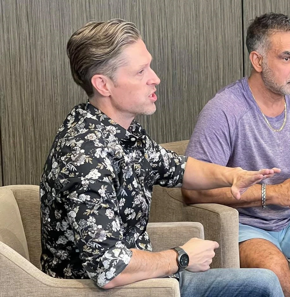 arm without tattoo and without watch