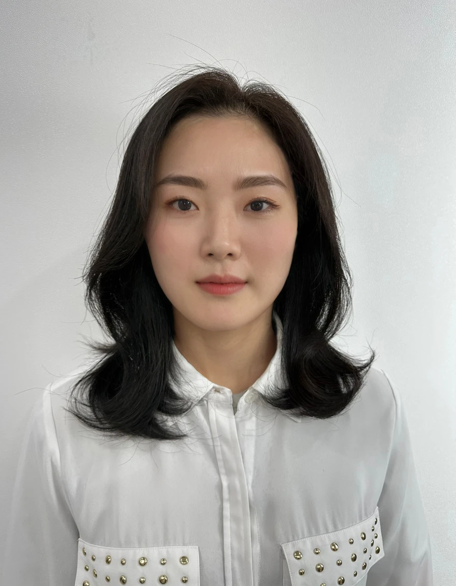 Best Quality, 8k, Masterpiece, (Portrait: 1.3), (photo realistic:1.4), (hyper realistic:1.4), Sharp Focus, looking at viewer, (smoother lighting:1.1), (increase cinematic lighting quality:0.9), realistic lighting, backlighting, light on face, ray trace, (brightening light:1.2), (Increase quality:1.4), sharp detail, (best quality real texture skin:1.4), finely detailed eyes, black_eyes, finely detailed face, 25 year old Korean woman