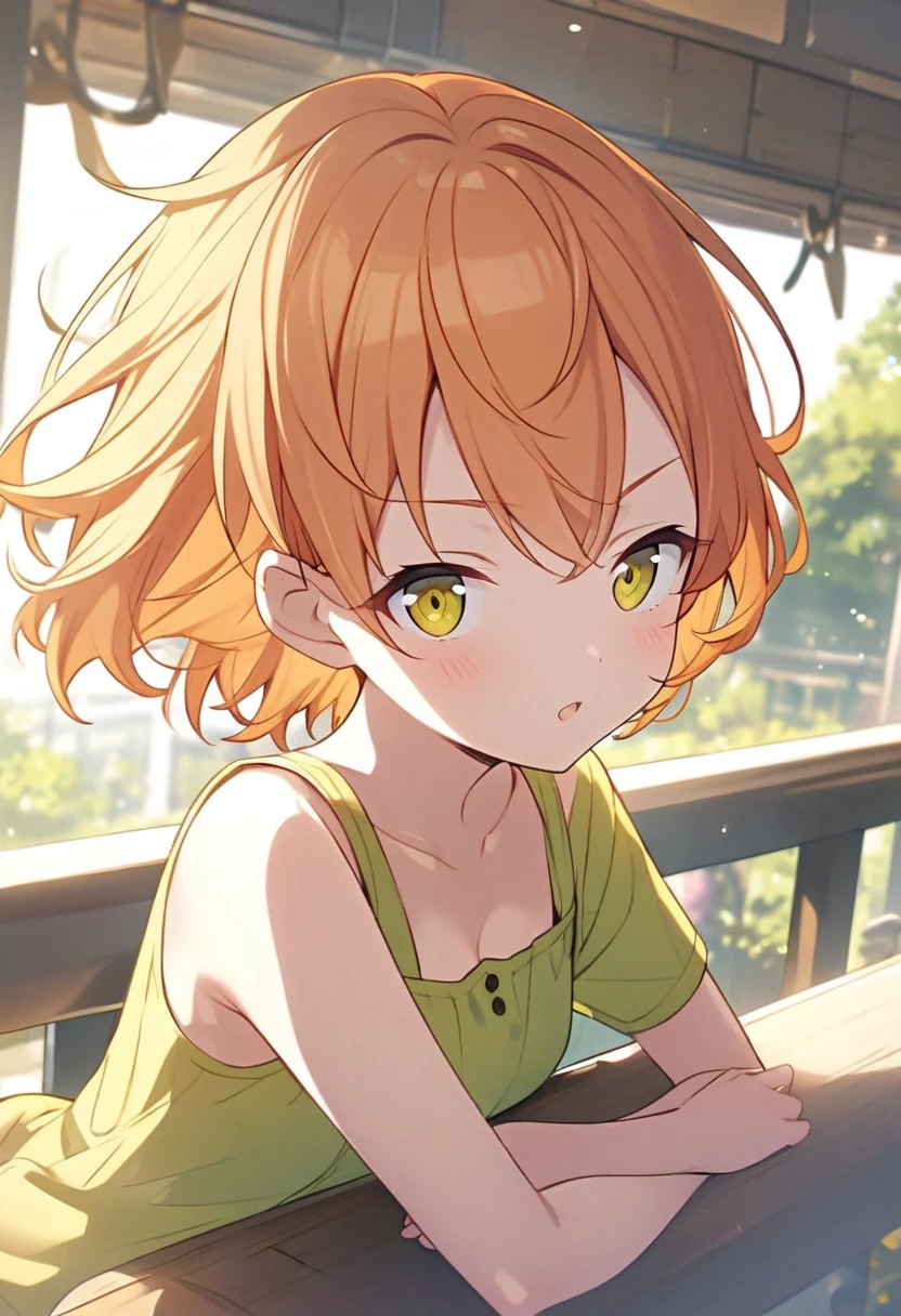 Orange Hair、Yellow-green eyes