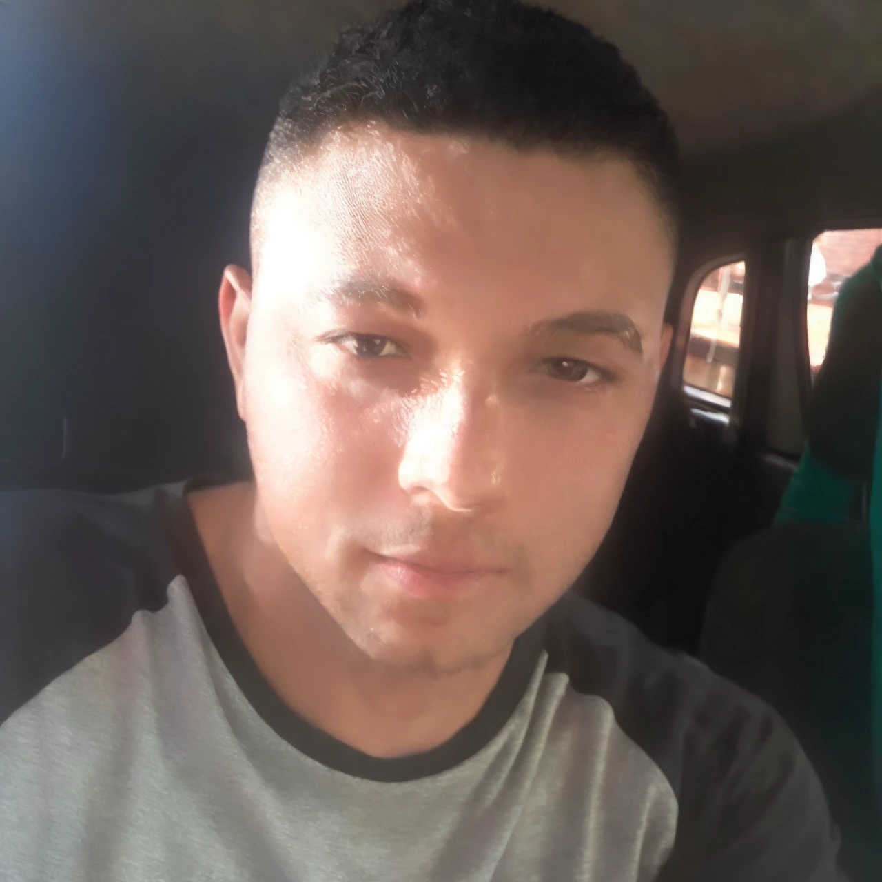 (masterpiece, best quality:1.2),((best quality)), ((ultra res)), ((photorealistic:1.4)), (intricate details), photograph, photo of 22-year-old guy, selfie, upper body, solo, wearing muscle shirt, outdoors, cheerful, happy, looking at viewer, skin texture, photo grain, close up, RAW photo.
