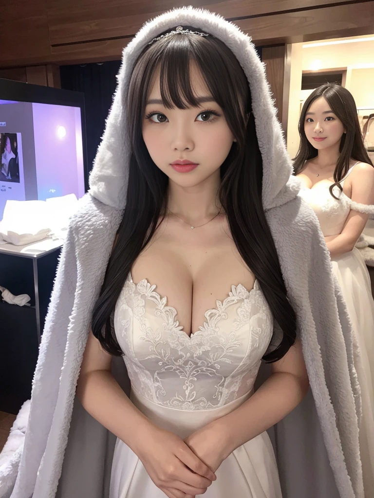 fluffyの毛皮。fluffy。Pair of women、Dark Room。Wedding dressを着た女性たちの写真。Wedding dress、Grey fur cape。Surrounded by fair-skinned adult women。。The dark dungeon of an old stone castle。Fisheye Lens。Multiple women。Kazakh wedding attire