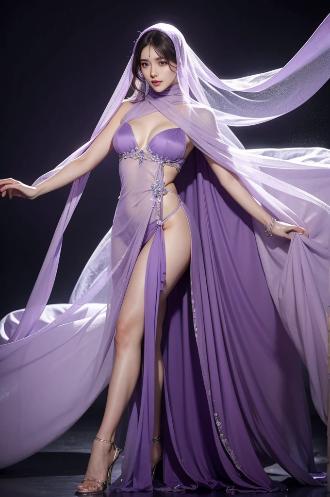 The purple veil wrapped around the body,Not much is covered,On the contrary, it makes her figure more graceful,Thought-provoking。