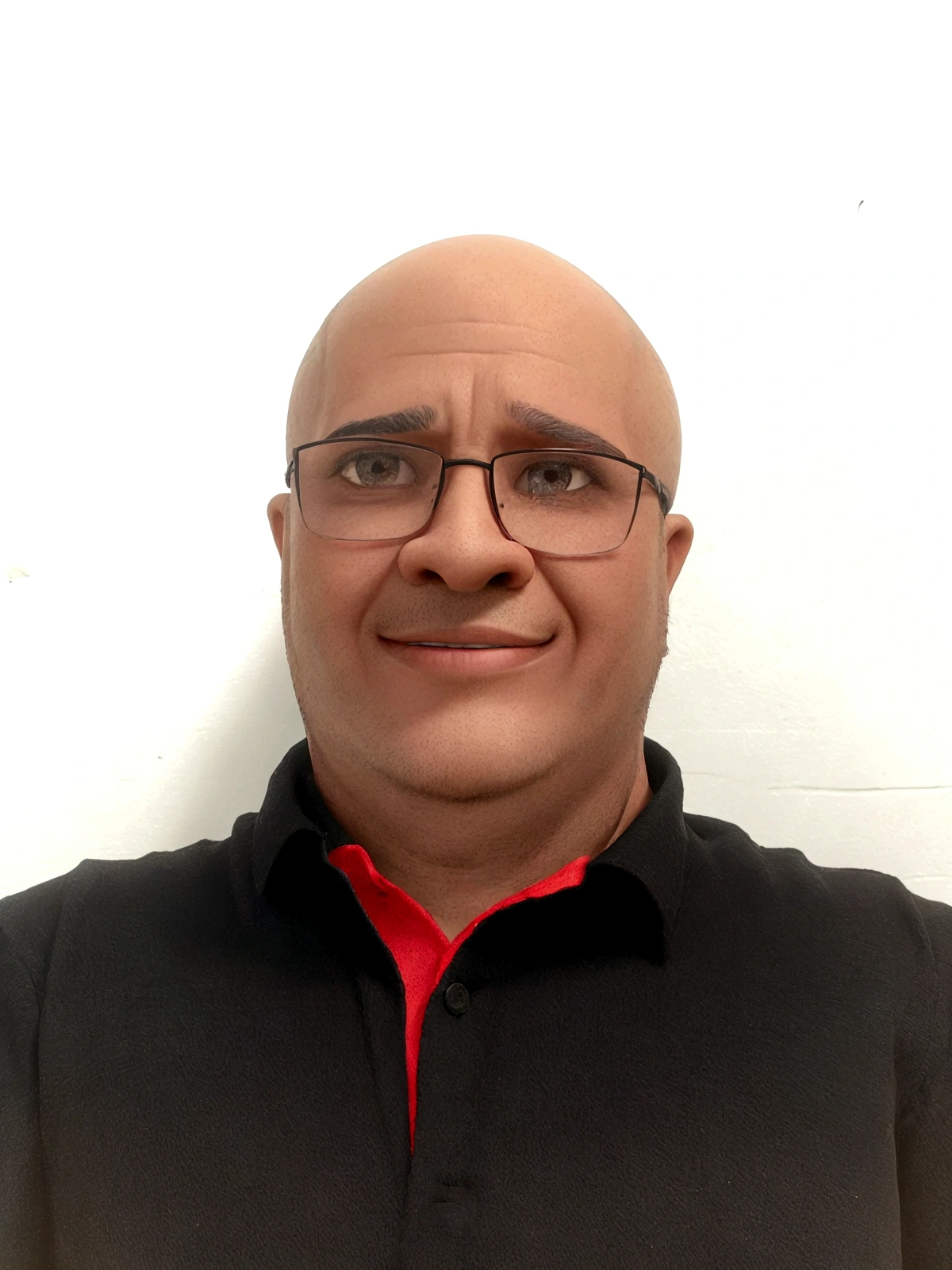 trimmed man in black shirt and red shirt posing for a photo, david rios ferreira, André Rios, joel torres, luiz escanuela, Jose Moncada, icaro carvalho, Mohammed Chahin, carlos ortega elizalde, alex flores, rise of henry, Herald Ortega, danilo torres, edu souza