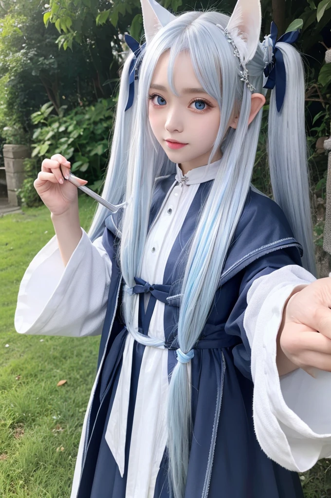Silver hair twintails、Eyes are light blue、White Wizard Clothing、Elf Ears、woman、Height 150 cm、Cane