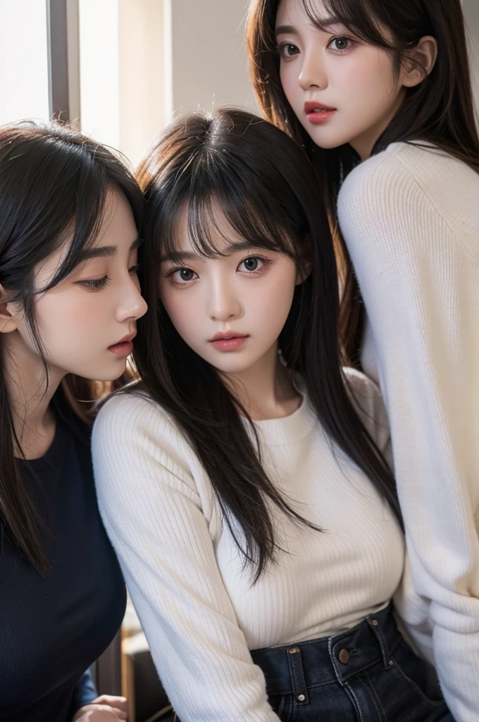 Create a profile photo for a group called eseullyn of 3 members