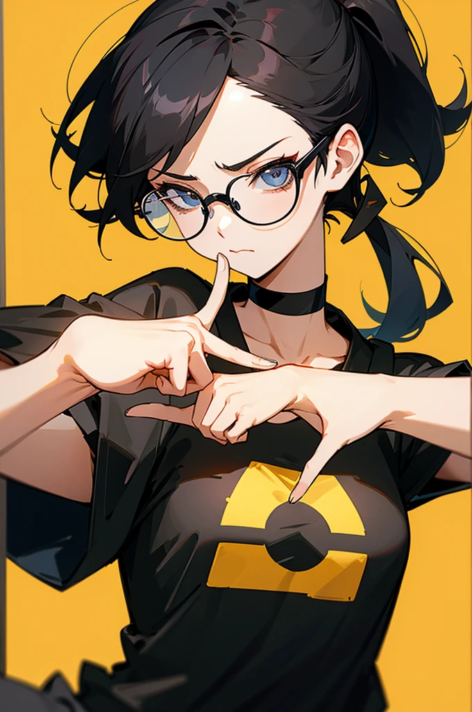 woman、Black-haired、ponytail、A calm face、Wear glasses、Dissatisfied peace sign、Black T-shirt、Black choker around the neck