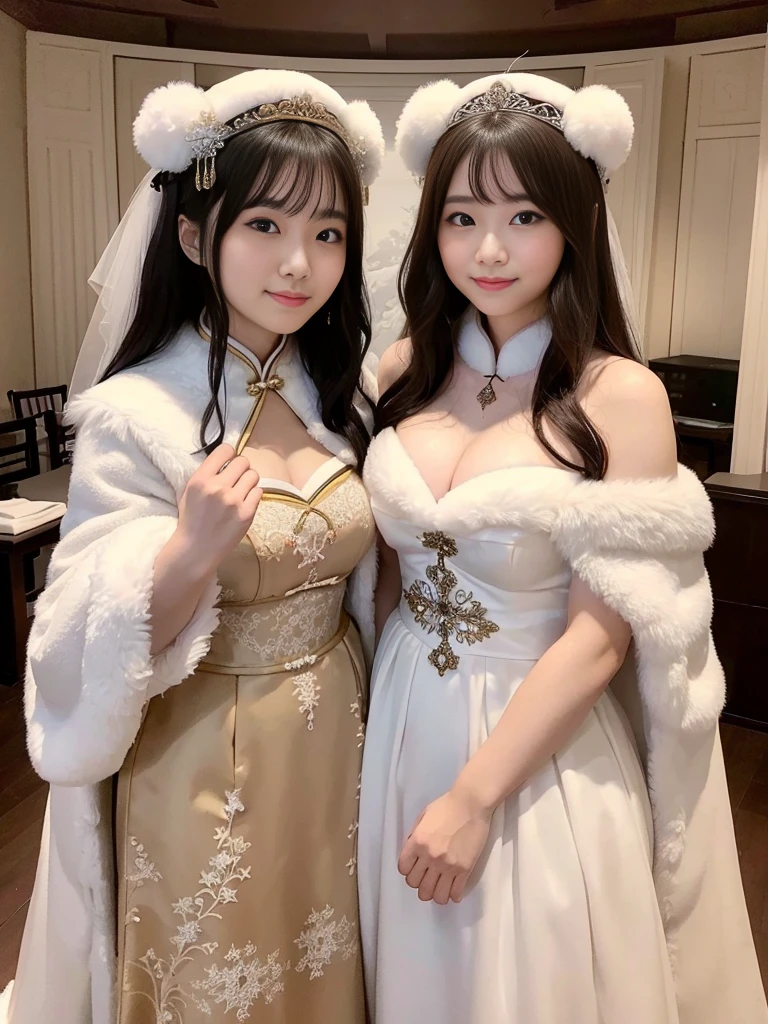 fluffyの毛皮。fluffy。(Chinese archaic queen)(smile)(((Pair of women、snow、Dark Room)))。Wedding dressを着た女性たちの写真。Wedding dress、Brown fur cape。Fisheye Lenultiple women。