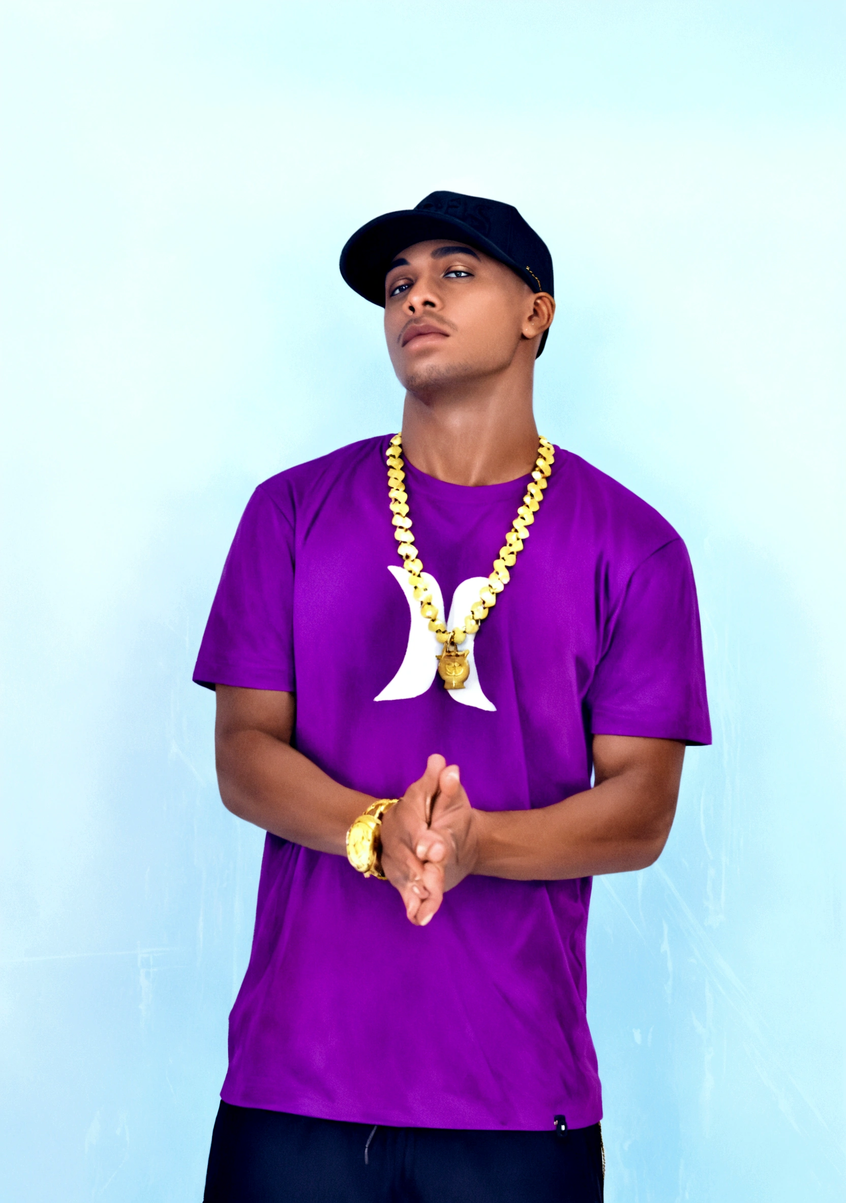 Man in purple shirt and gold chain, Dr Zeus, wears an Egyptian ankh necklace, wearing gold chain, Masterpiece artwork, handsome hip hop young black man, wearing a gold chain, rapper jewelry, rapper jewelry, art Masterpiece artwork, wearing a black cap
