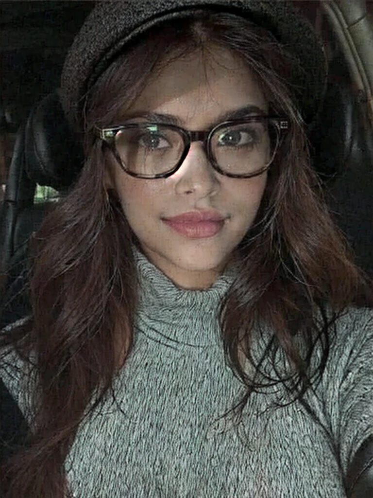 araffe woman With glasses and a hat in a car, thick glasses, girl With glasses, wearing square glasses, With glasses cuadradas, mine khalifa, wearing thin Big round glasses, Big!!!!!! eyeglasses!!!, lorena avarez, thick frame glasses, wearing black frame glasses, With glasses on, With glasses, thick frame glasses