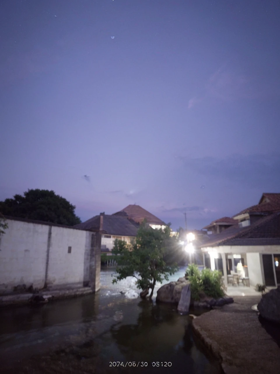 "raw photo, best, work of art, best Quality, high quality, extremely detailed, ((Calm river, crystal clear water and stars in the sky)), award-winning image, high detail, cinematic lighting, rendered, hyper-realistic, best quality , 8k,