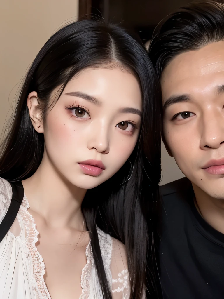 Kim Jennie with dark black hair, with curlers at the ends of dark black hair, with a star clip in her dark black hair, light colored eyes, pretty eyes, crying eyes, pretty, upturned nose, Pretty lips, pink lips, heart and cupid shaped lip, pretty skin, pale, White skin, with moles and freckles all over his face, soft pink blush on the cheeks, natural pink blush, dark and gothic makeup, Gothic Jennie, while she is with a cute boy by her side, with a cute asian boy standing next to her, while there is a man&#39;s torso, while the man&#39;His hand is on his jaw.., beautiful man&#39;s hands, with a gothic boy, nice collars, marked collar, frown, angry look, with a kiss necklace, a pretty kiss necklace, while her nipples are noticeable (big breasts, soft breasts, nice breasts, natural breasts), with a white dress, short and transparent dress, visible on the nipple, with a boy by his side, with her boyfriend, looking to the camera, autophoto