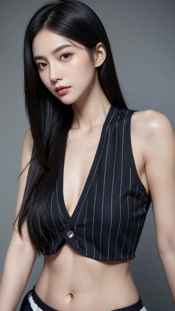 Quiet，Light makeup，clavicle，Neat long hair，Black Hair，Delicate face，Exquisite facial features，Natural facial expression，Natural eyes，Blue Striped Vest，White，Full breasts，Navel，Navel。