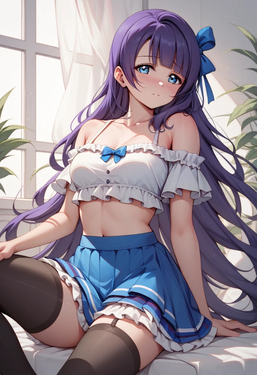 Menina anime com cabelo loiro longo e gravata azul em uma camisa branca, visual anime de uma menina bonito, menina anime loira com cabelo longo, sorriso alegre, menina bonita do anime high school, visual anime de uma jovem mulher, extremamente bonito rosto de menina anime, anime melhor garota, Menina do anime chamada Lucy, sorriso astuto, Retrato anime de Shiina Ringo completely naked no clothes on wet hot and horny pussy out