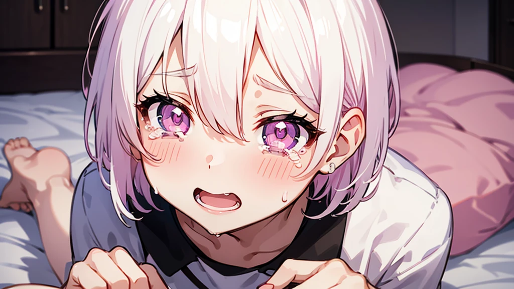 White Hair Girl、Pink Eyes、Short Hair、Only one girl、Night、In the bedroom、Blushing、laughing、Excited、Just One、Sitting on the bed、Sweating、With tears in their eyes、On all fours