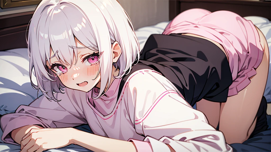 White Hair Girl、Pink Eyes、Short Hair、Only one girl、Night、In the bedroom、Blushing、laughing、Excited、Just One、Sitting on the bed、Sweating、With tears in their eyes、On all fours