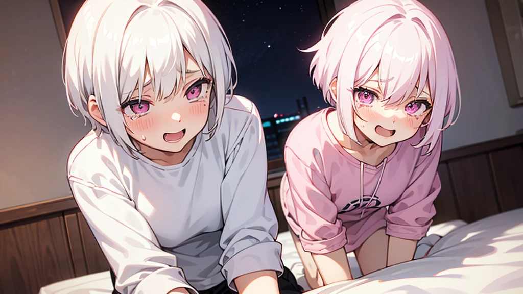 White Hair Girl、Pink Eyes、Short Hair、Only one girl、Night、In the bedroom、Blushing、laughing、Excited、Just One、Sitting on the bed、Sweating、With tears in their eyes、On all fours