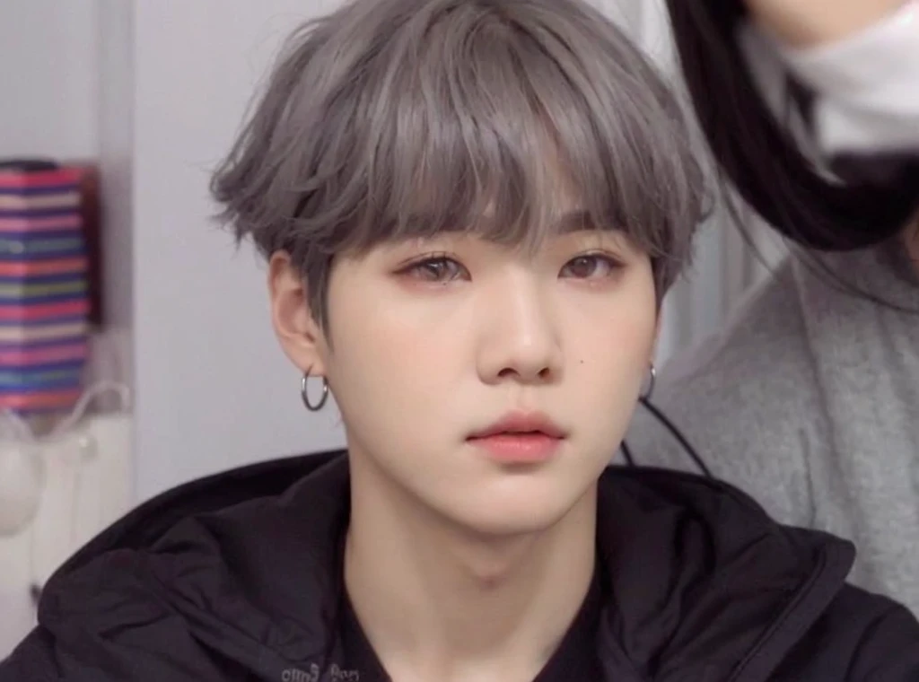 Ulzzang boy, ulzzang, boy, Korean ulzzang, Korean ulzzang boy, boy, ulzzang, black hair, min yoongi, min yoongi from bts, yoongi, suga, suga from bts, cute face, cute eyes, cute