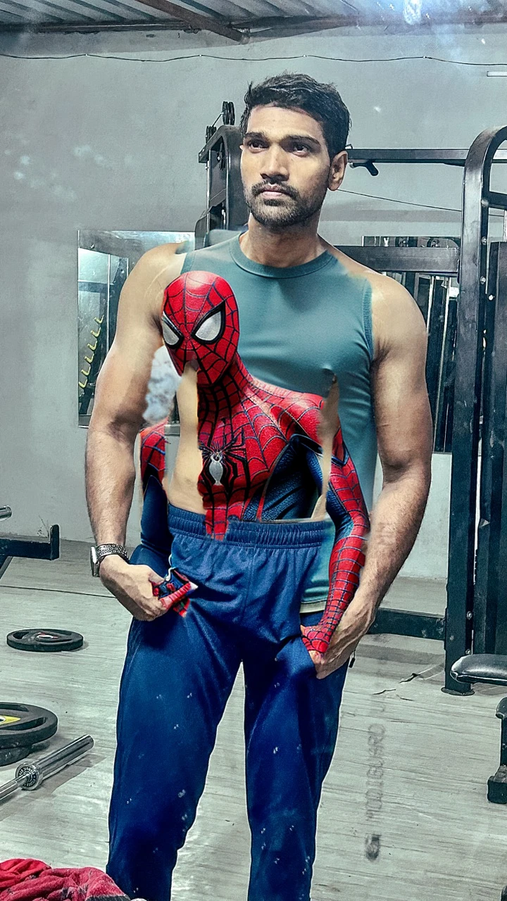 Spiderman sute,realistic,