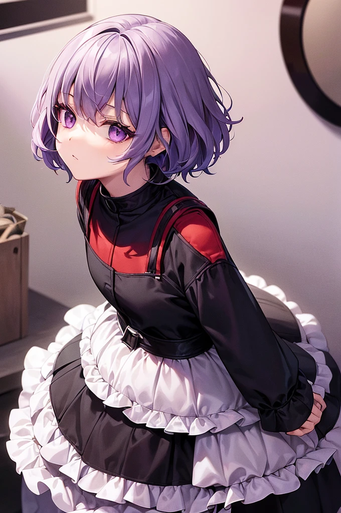  girl 1.69m has short white hair with a normal build, dark purple eyes, he wears normally black clothes, red and white combining these colors, He almost always wears some Star Wars accessory., Use little makeup, usually just a little eyeliner.. He loves to sleep