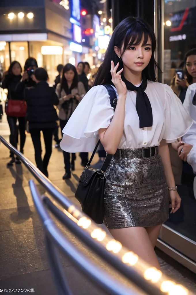 photo paparazzi d'une belle jeune fille, belle fille de 25 ans, cheveux brun clairs complexes, faire la moue, en sueur, sunny, dripping, leaning back, 8K,best quality, head of'artwork, ultra haute résolution,