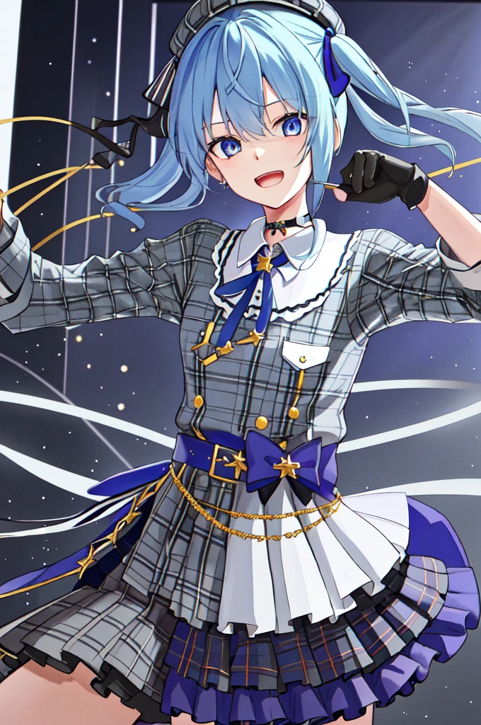 1 girl、Star Town Suisei、blue eyes、gloves、microphone、Blue Hair、Plaid、hat、choker、Open Mouth、Plaidのhat、Side Ponytail、beret、crown、skirt、黒いgloveicrophoneを持っている、部分的に指のないgloves、Plaidのskirt、shirt、Hair between the eyes、belt、ribbon、Pointing、microphoneスタンド、Long Shot