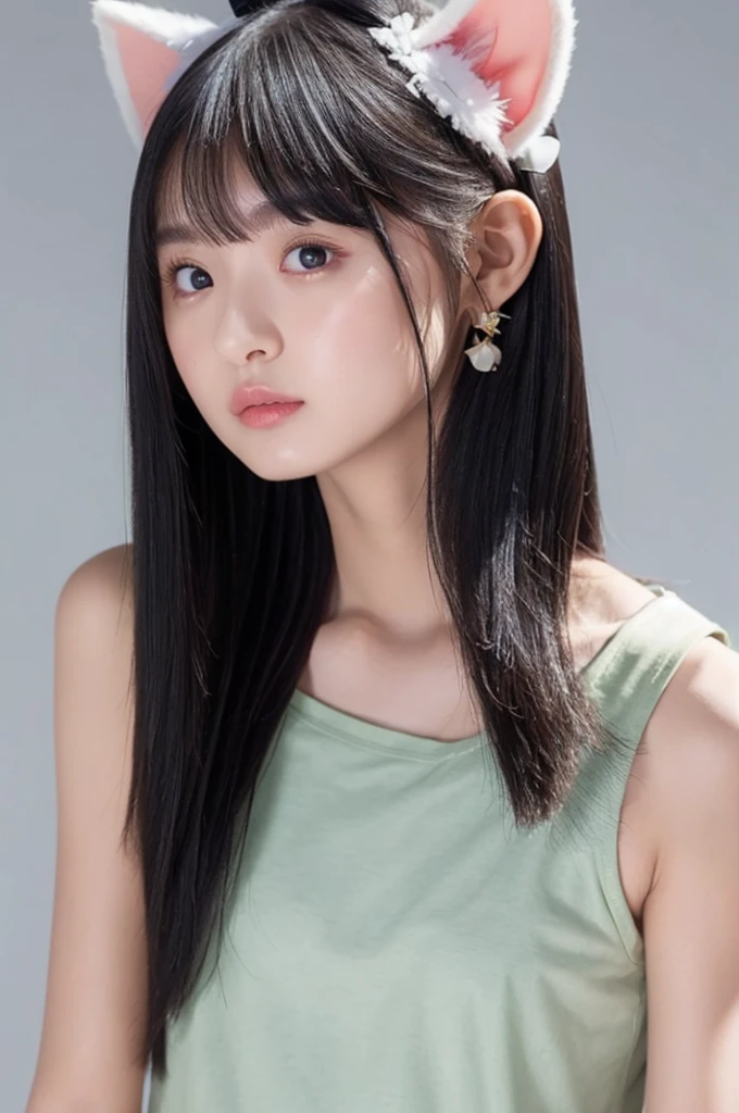 One girl, animal_ear_Fluff, animal_ears, 前hair, just_shoulder, black_hair, blush, chest, cin_ears, Closed_mouth, Eyebrow_appear_Through_hair, green_eye, gray_background, hair_between_eye, Khalil_(Princess_Connecting!), length_hair, Looking_in_Audience, Moderate_chest, Multicolor_hair, shirt, Simple_background, No sleeve, No sleeve_shirt, 一人in, upper_body, white_background, white_shirt, 