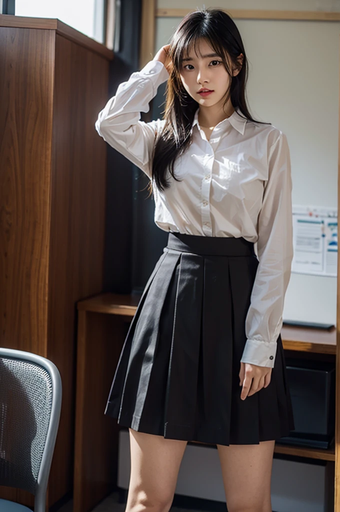 Lift up your skirt、Showing panties、、Black Hair、Showing panties、Lift up your skirt、Pull up your skirt、Condescending expression、School classroom