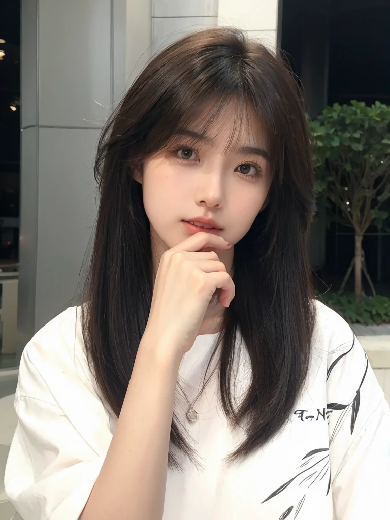 Long straight cold brown hair,Natural and beautiful air bangs,Natural and beautiful hair,The background is simple and atmospheric