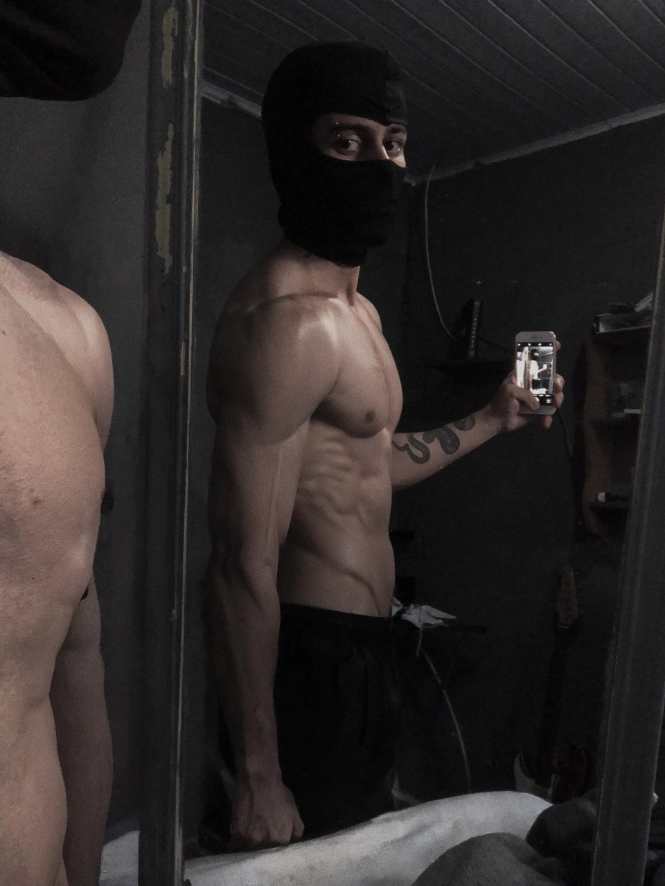 muscular man, extremely detailed face, beautiful detailed eyes, beautiful detailed lips, extremely detailed facial features, chiseled jawline, bulging arm muscles, veiny arms, ripped abs, athletic body, shirtless, outdoor setting, natural lighting, dramatic lighting, cinematic lighting, hyper-realistic, 8K, high resolution, extremely detailed, photo-realistic, masterpiece, award winning art