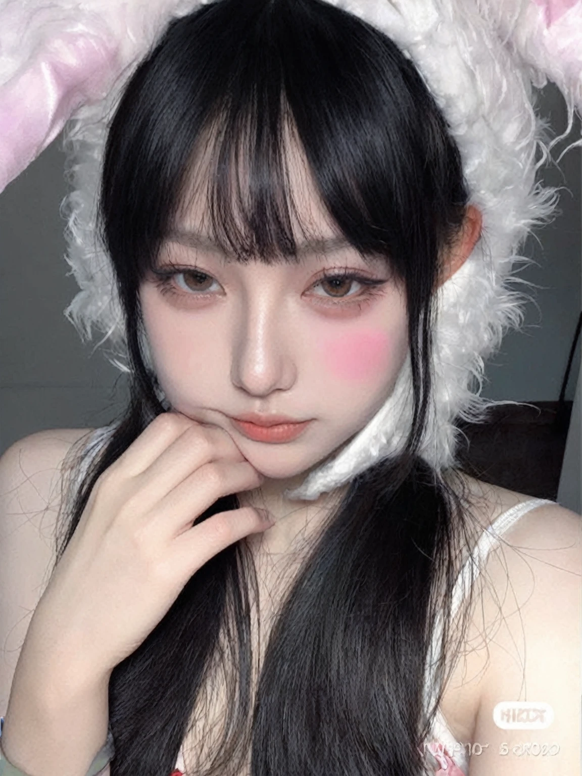 Hot Girls, Covered with stickers