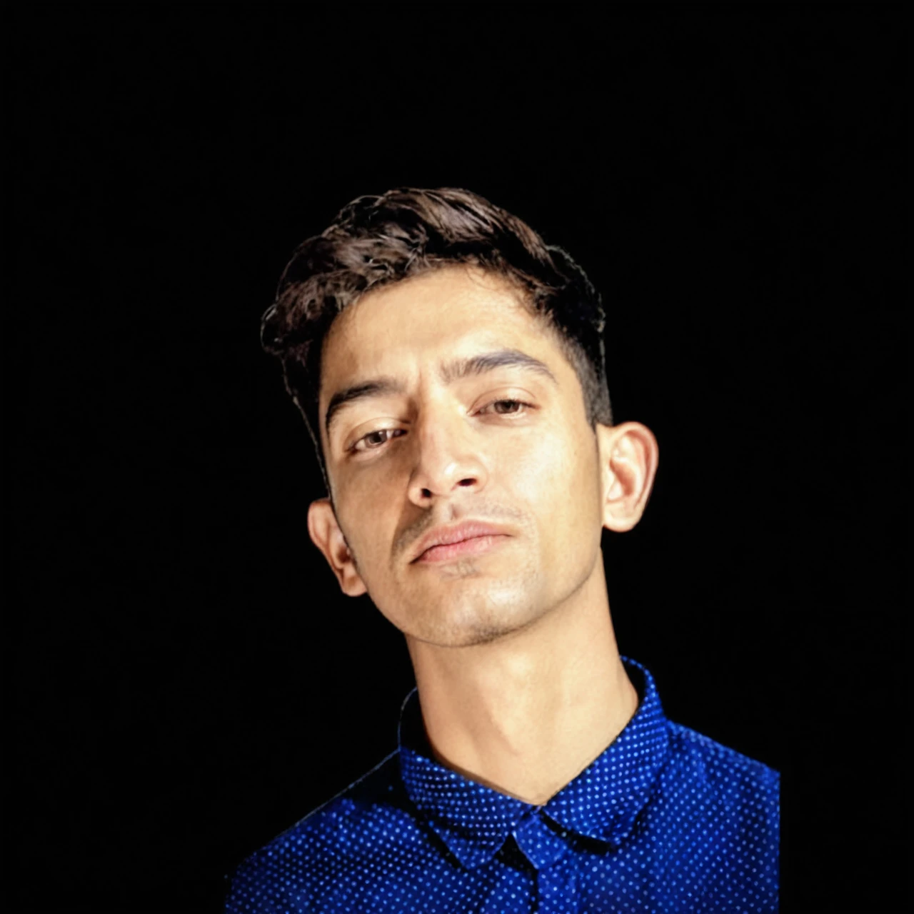 Portrait of very serious man with dark background, hyper realistic image
