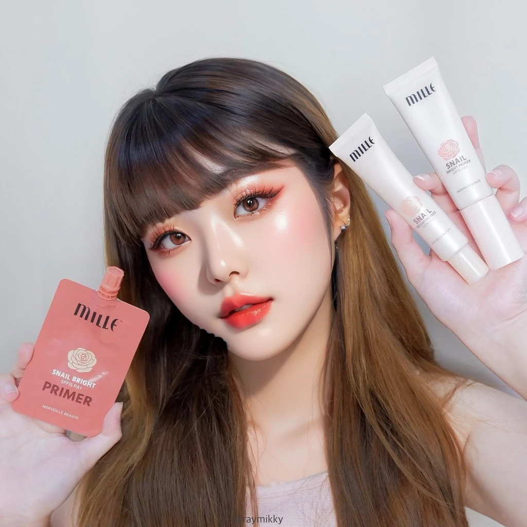 popular south korean makeup, popular korean makeup, 8k)), portrait, shiny