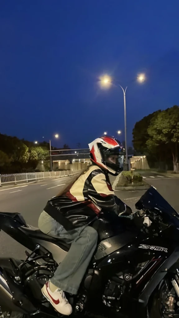 arafed man in a helmet and leather jacket riding a motorcycle, riding a motorcycle, riding on the road, riding a motorcycle futurista, ride a motorbike down a street, helmet with led lights, ride a motorbike, speeding on motorcycle, moto, without helmet, Bright eyes in helmet, Helmet with LED visor, wearing helmet, photo of a female motorcyclist, evening