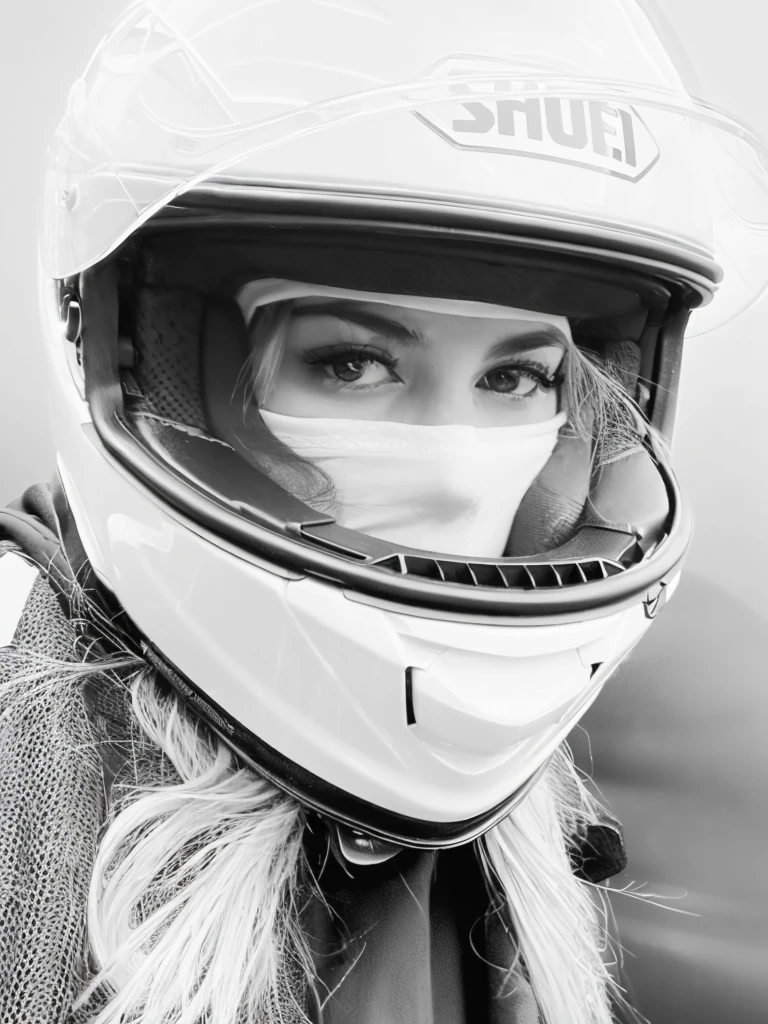 Arafed woman with helmet and mask., photo of a female motorcyclist, wearing his helmet, Hull view, visor over the face, moto, Victoria Siemer, riding a motorcycle, helmet on face, jennie pink black, Portrait of Jennie from Blackpink, Beautiful young Korean woman, leaked image, Kim Jennie the Blackpink