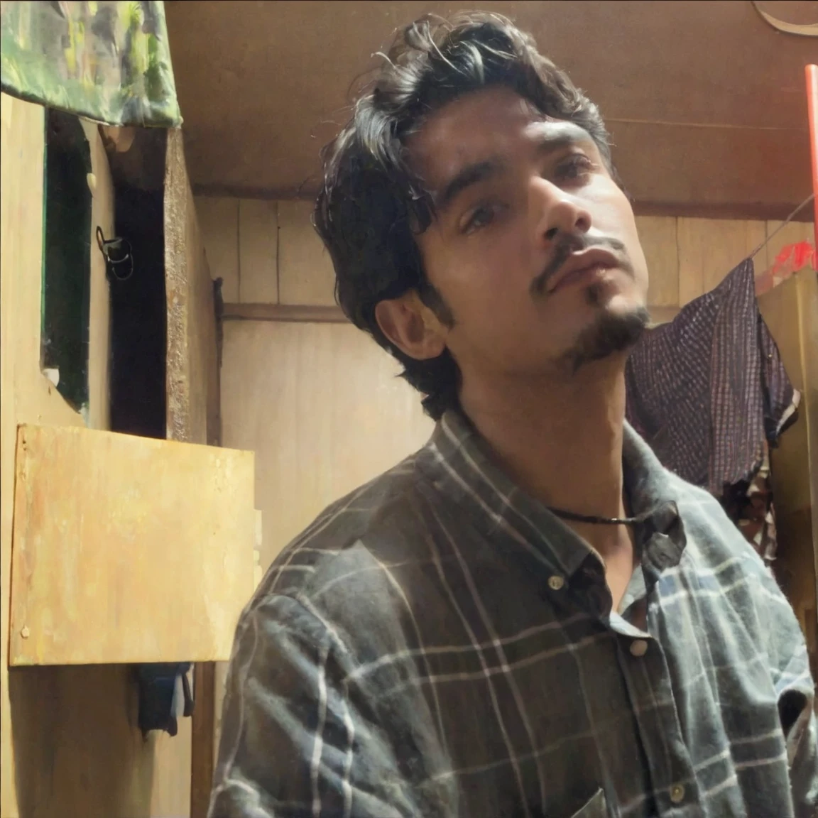 A man looking to the camera 