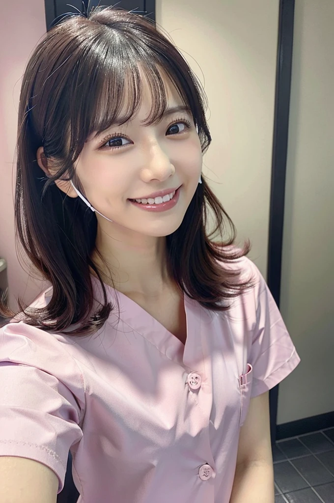 Dental hygienist woman smiling wearing pink medical scrubs　Pink, short sleeves, cute, Japanese, black hair, female, early 20s　Upper body close-up　high resolution　Highest quality