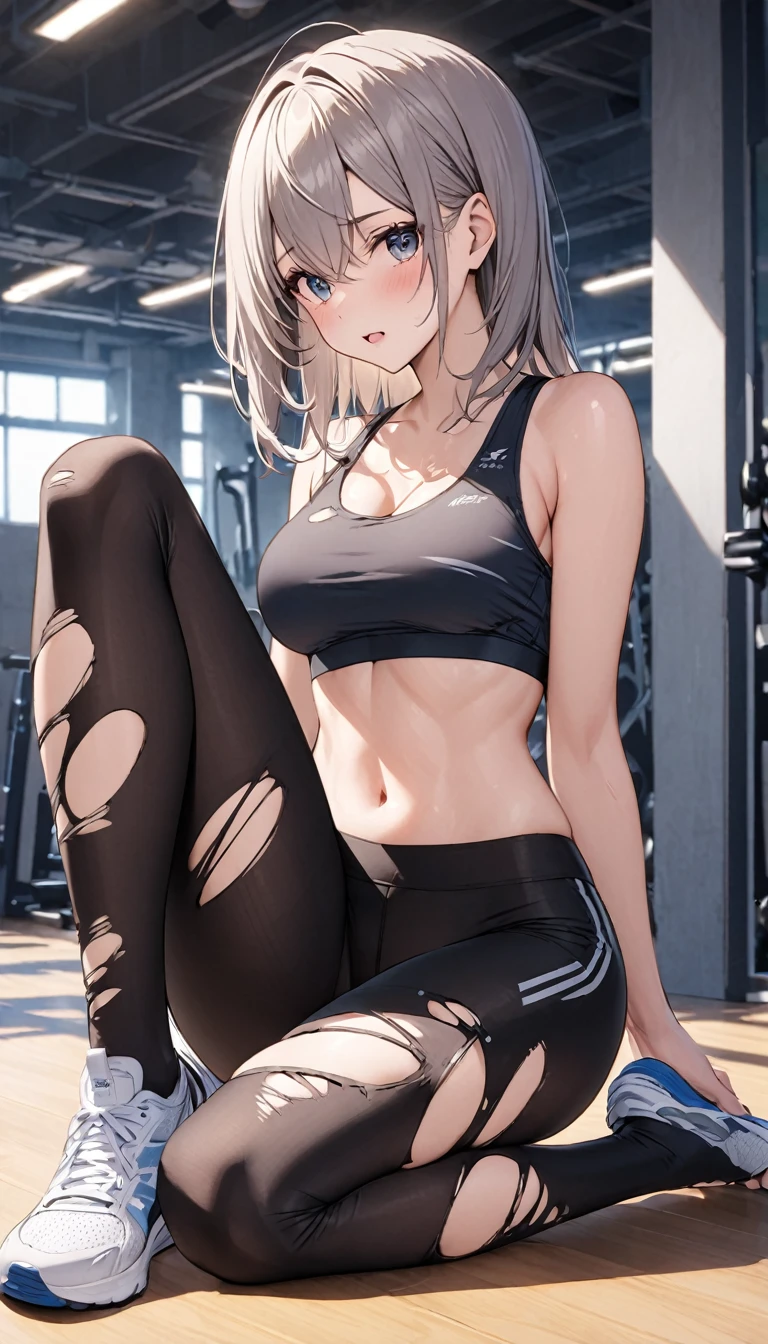 Torn Sports Bra、Ripped leggings