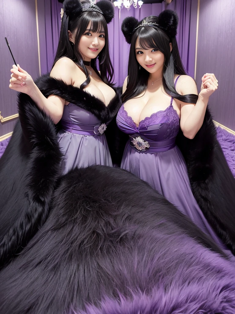 fluffyの毛皮。fluffy。((gorgeous))(smile)(((Pair of women、Purple feminine room、Beautiful black hair)))。((Wedding dress、Fluffy carpet、Black fur cape))。Fisheye Lens。