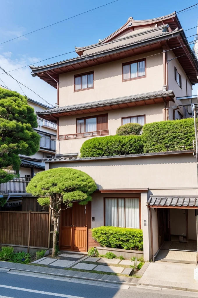 Close to the train station, in a town with a sea view, two-storey Japanese house with a garden 